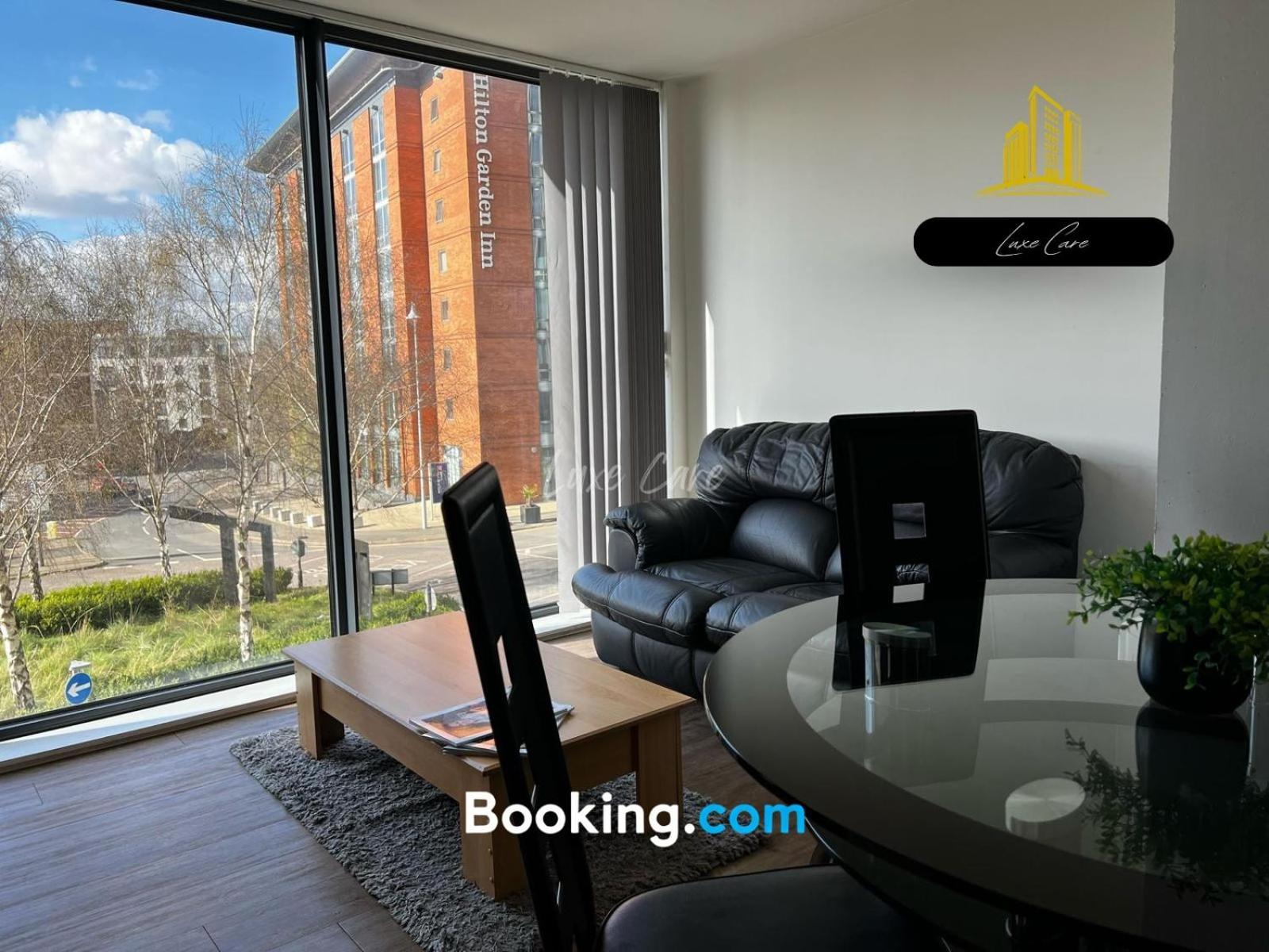 Last-Minute Specials L Book It Now L Sleeps Up To 4 L 2 Bed 2 Bath - Gym - Prime Birmingham Location L Jvt Short Lets Luaran gambar