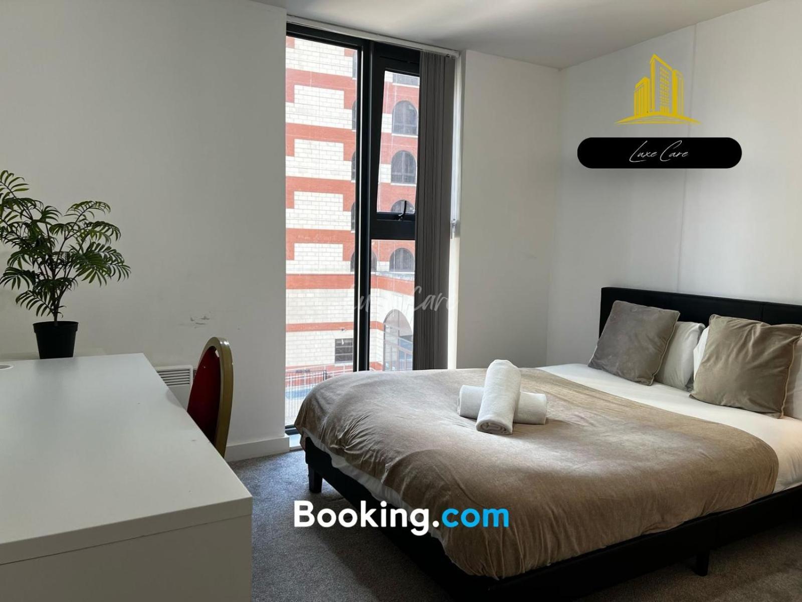 Last-Minute Specials L Book It Now L Sleeps Up To 4 L 2 Bed 2 Bath - Gym - Prime Birmingham Location L Jvt Short Lets Luaran gambar