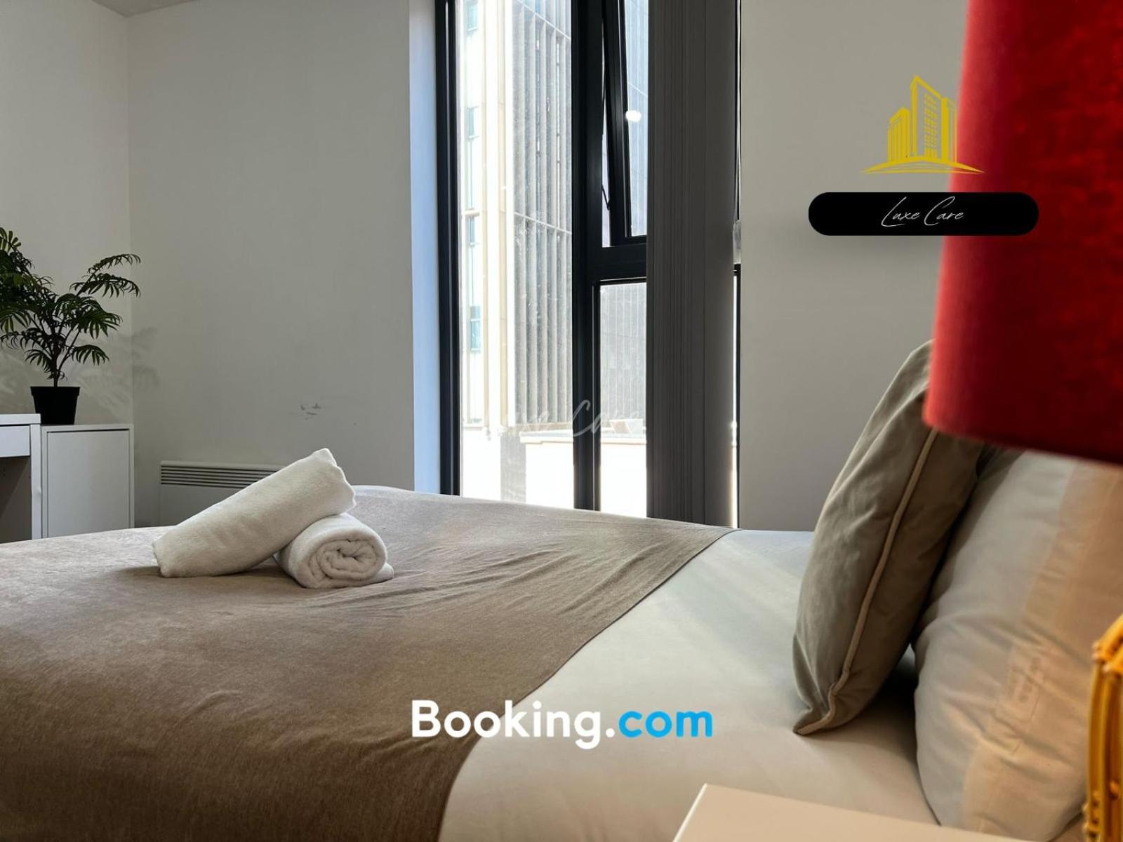 Last-Minute Specials L Book It Now L Sleeps Up To 4 L 2 Bed 2 Bath - Gym - Prime Birmingham Location L Jvt Short Lets Luaran gambar